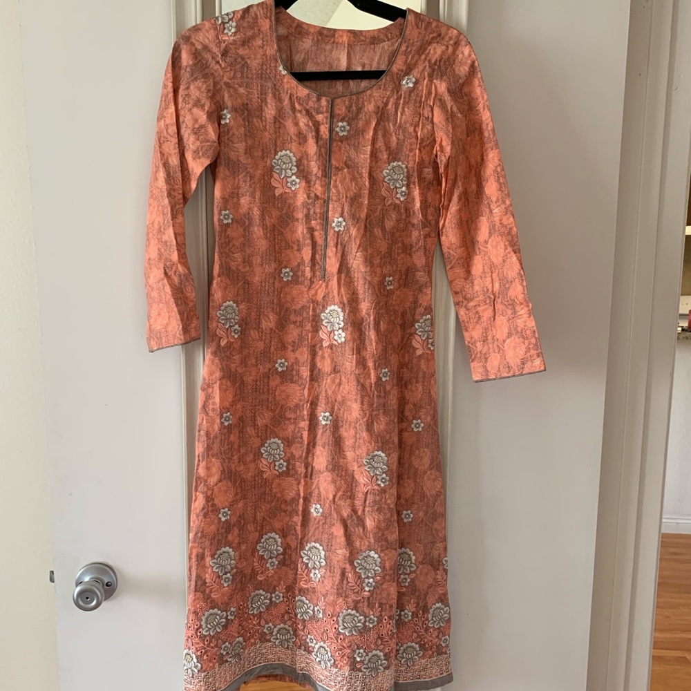 Brand new 2 piece kameez dupatta Indian pakistani
